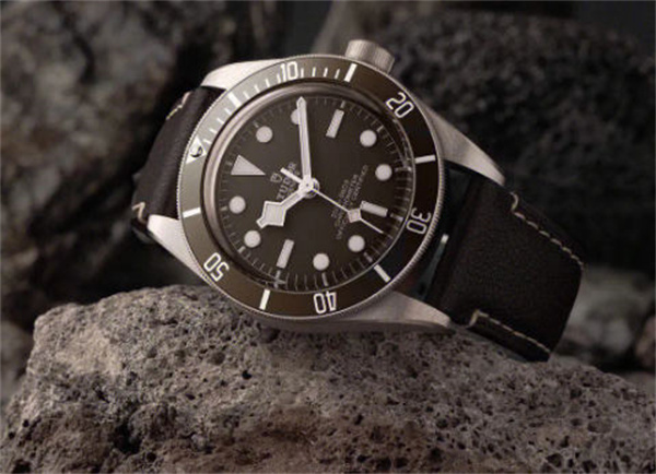 帝舵腕表很久不戴不走了解决办法是什么（图）