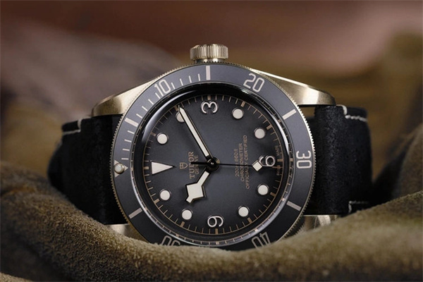 帝舵手表发条坏了解决办法盘点（图）