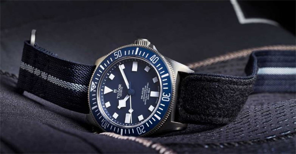 帝舵腕表表针变色解决技巧盘点(图) 帝舵腕表表针变色解决技巧盘点(图)