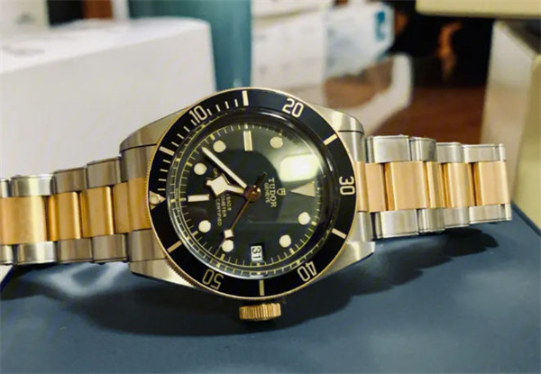 帝舵手表表带太紧应该咋处理（图）