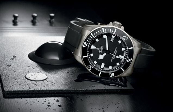 帝舵腕表进灰了如何解决（图）