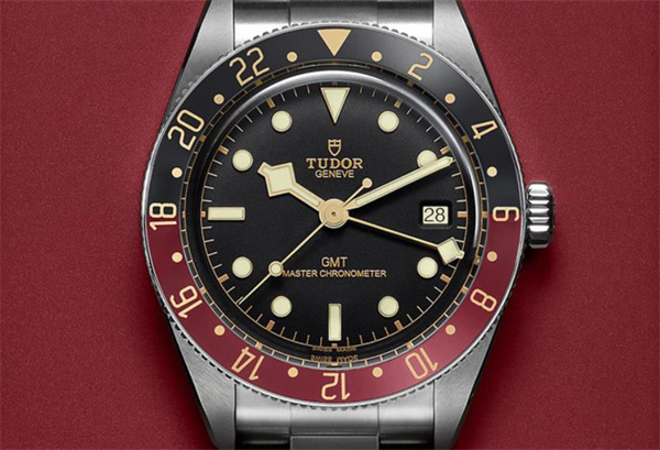 帝舵手表表蒙有划痕处理技巧推荐(图) 帝舵手表表蒙有划痕处理技巧推荐(图)